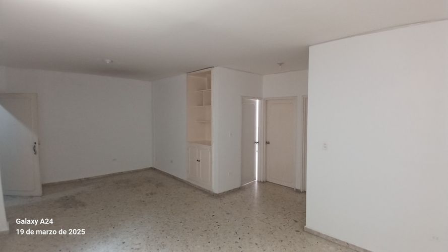 Edificio en venta en Santa Monica, Cali, 1200 m² · foto 21 de 24
