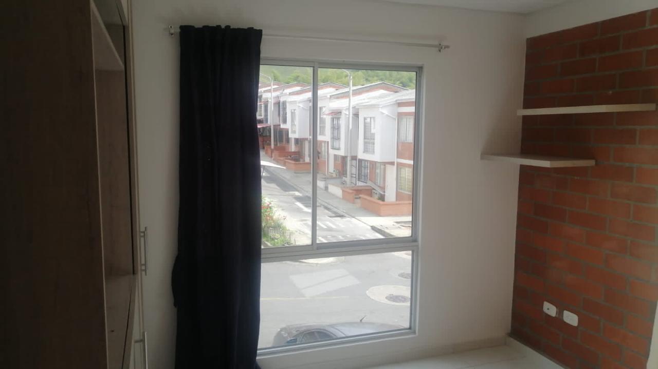 Casa en venta en Colinas Del Bosque, Dosquebradas · foto 11 de 14