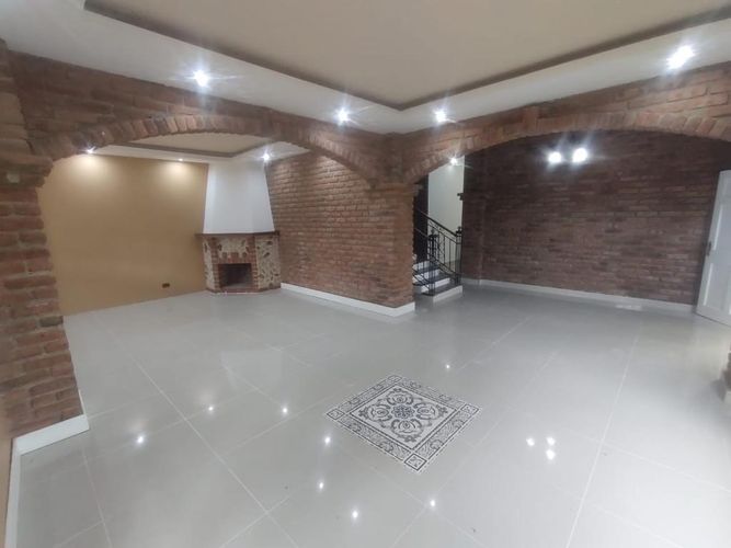 Casa de 7 alcobas en venta en La Buitrera, Cali, 384 m² · foto 8 de 24