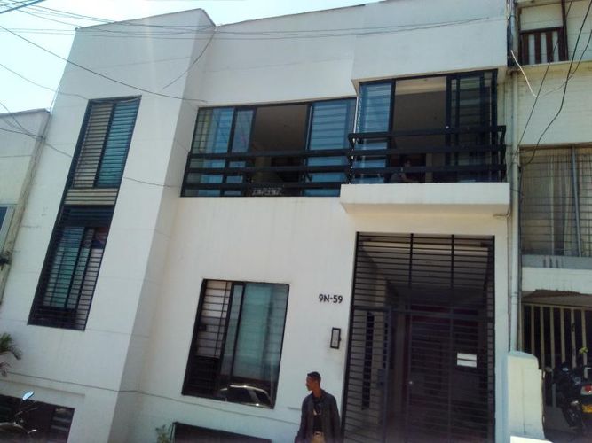 Edificio en venta en Granada, Cali, 960 m² · foto 3 de 13