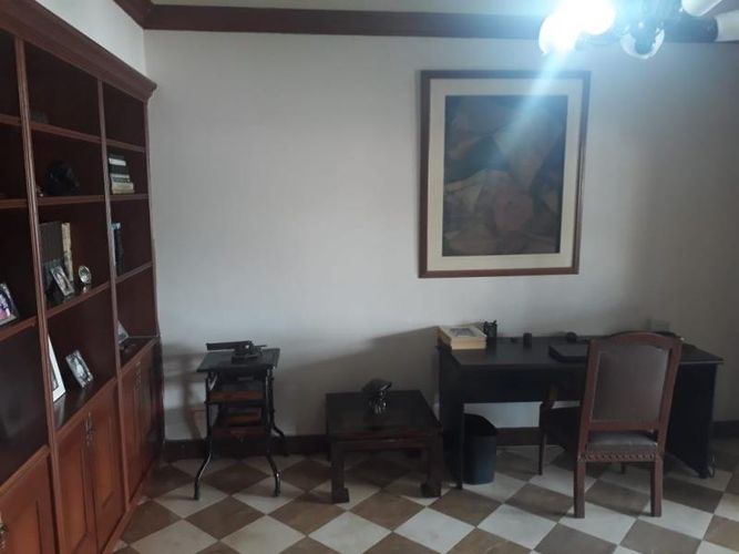 Apartamento de 4 alcobas en venta en Normandia, Cali, 290 m² · foto 16 de 24