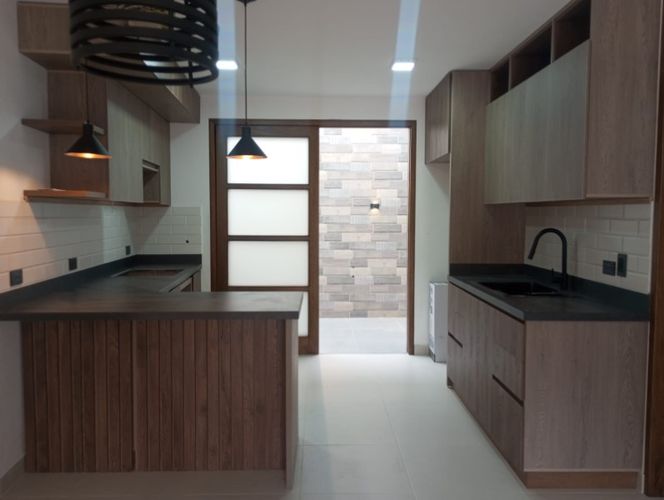 Casa de 4 alcobas en venta en Rionegro, 154 m² · foto 2 de 15
