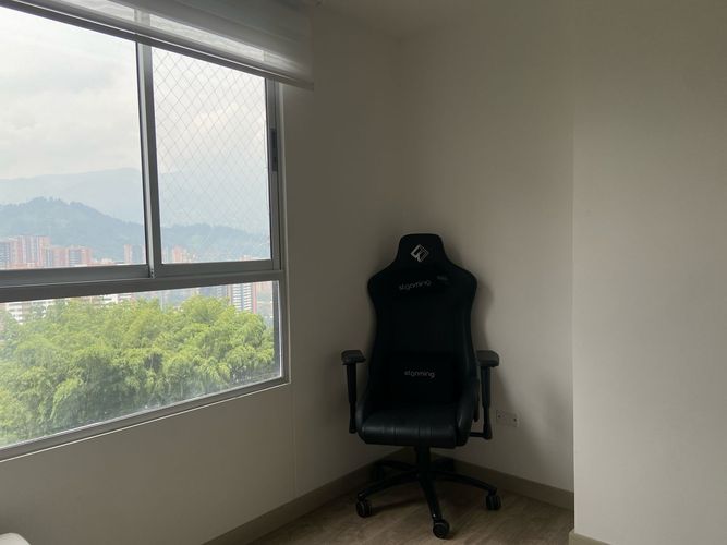 Apartamento de 2 alcobas en venta en Vegas De La Doctora, Sabaneta, 70 m² · foto 14 de 19