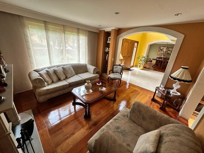 Casa de 4 alcobas en venta en Hacienda San Jose, Chía, 387 m² · foto 9 de 24