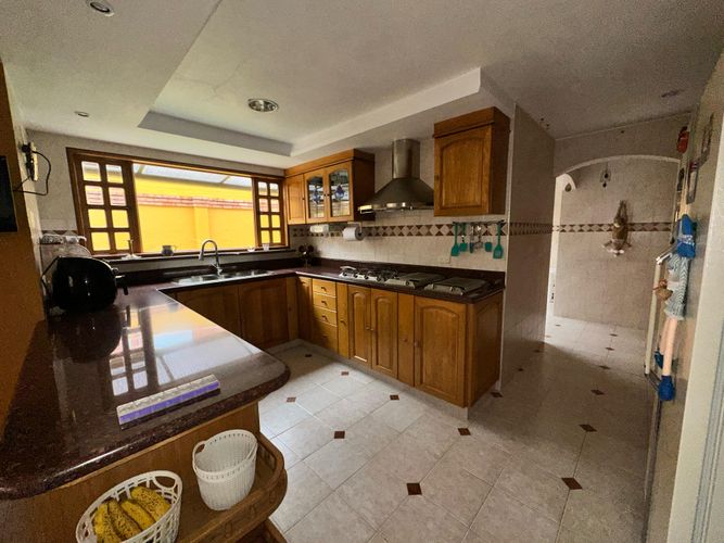 Casa de 4 alcobas en venta en Hacienda San Jose, Chía, 387 m² · foto 5 de 24