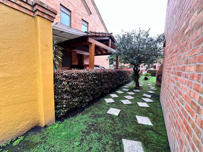 Casa de 4 alcobas en venta en Hacienda San Jose, Chía, 387 m² · foto 22 de 24