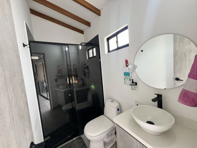 Casa de 4 alcobas en venta en El Tambo, La Ceja, 149 m² · foto 23 de 24