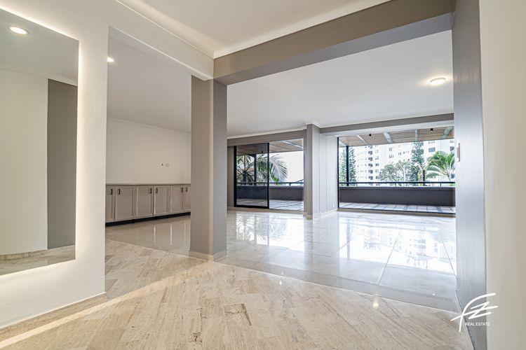 Apartamento de 4 alcobas en venta en Los Balsos, Medellín, 278 m² · foto 13 de 22