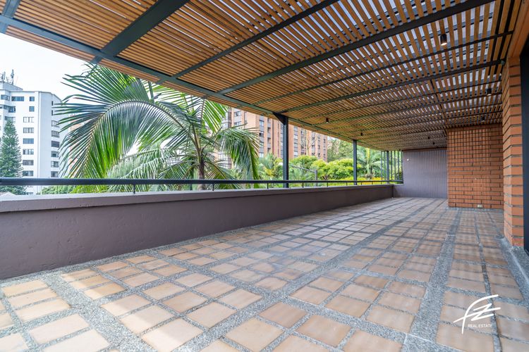 Apartamento de 4 alcobas en venta en Los Balsos, Medellín, 278 m² · foto 22 de 22