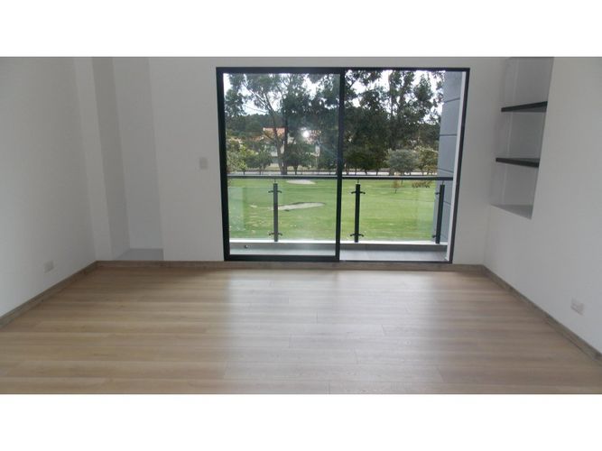 Casa de 4 alcobas en arriendo en Aposentos, Sopó, 362 m² · foto 5 de 22