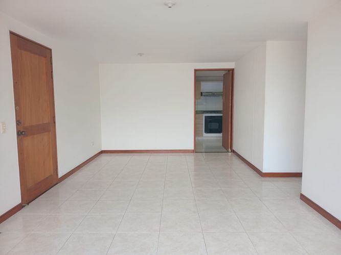 Apartamento de 3 alcobas en arriendo en Cd San Lucas, Envigado, 90 m² · foto 2 de 16