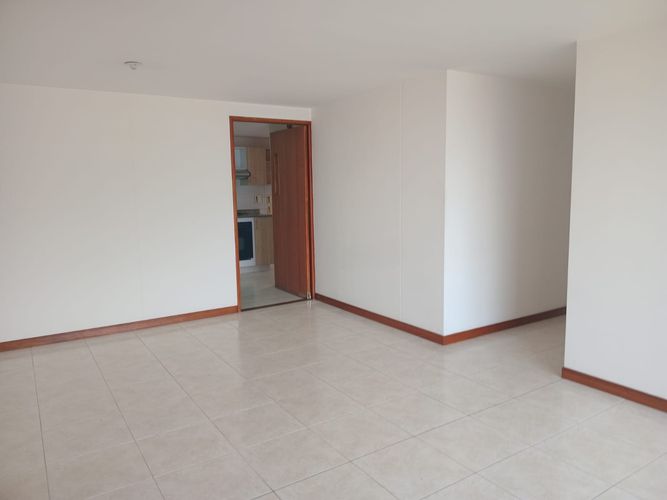 Apartamento de 3 alcobas en arriendo en Cd San Lucas, Envigado, 90 m² · foto 3 de 16