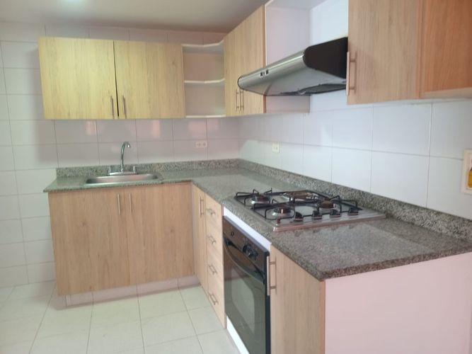 Apartamento de 3 alcobas en arriendo en Cd San Lucas, Envigado, 90 m² · foto 4 de 16