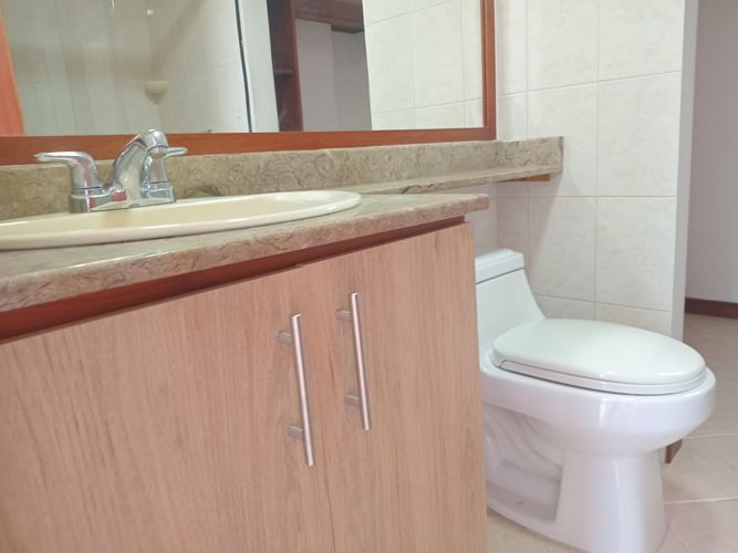 Apartamento de 3 alcobas en arriendo en Cd San Lucas, Envigado, 90 m² · foto 14 de 16