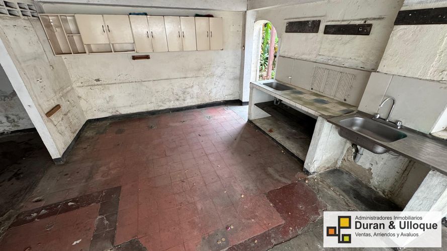 Casa de 8 alcobas en venta en Antonia Santos Centro, Bucaramanga, 459 m² · foto 10 de 24