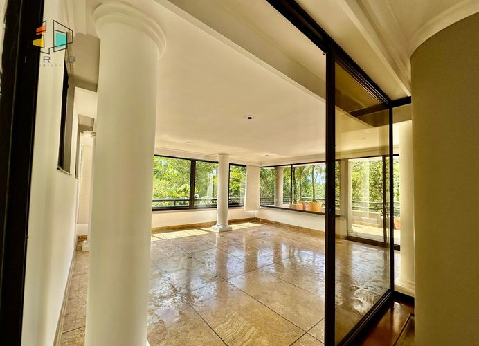 Apartamento de 4 alcobas en venta en El Poblado, Medellín, 450 m² · foto 7 de 24