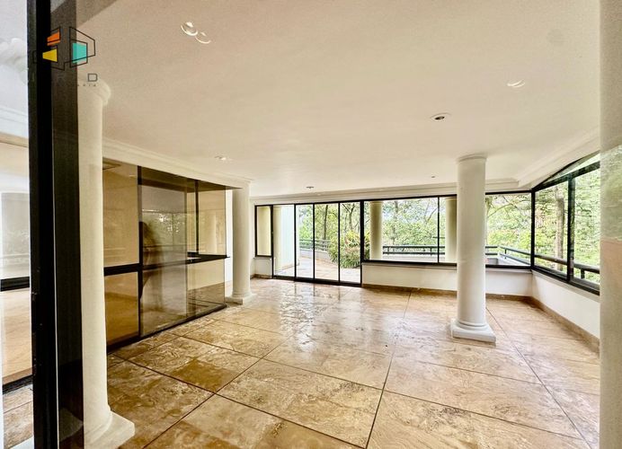 Apartamento de 4 alcobas en venta en El Poblado, Medellín, 450 m² · foto 11 de 24