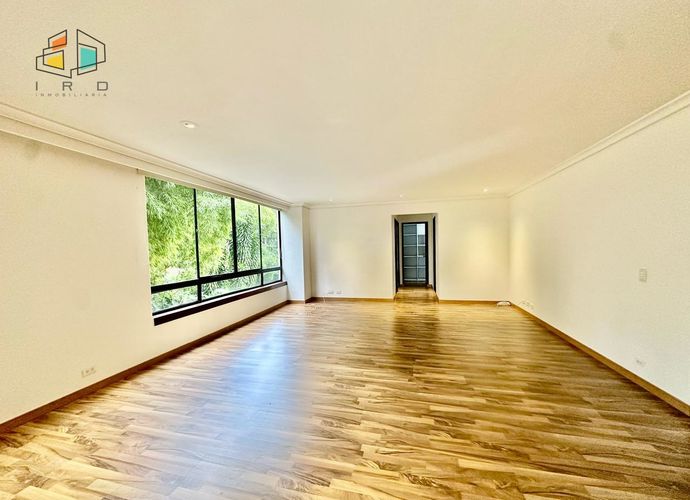 Apartamento de 4 alcobas en venta en El Poblado, Medellín, 450 m² · foto 18 de 24