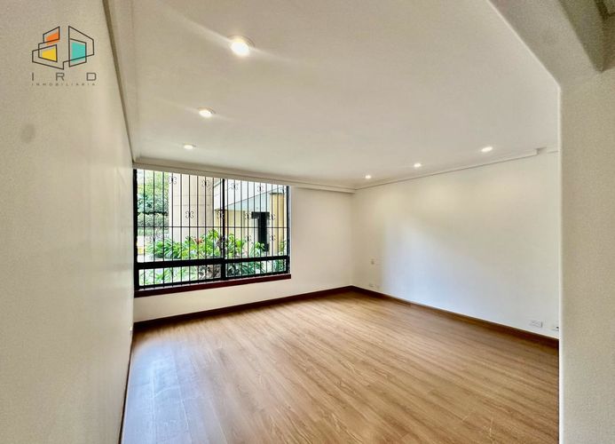 Apartamento de 4 alcobas en venta en El Poblado, Medellín, 450 m² · foto 19 de 24