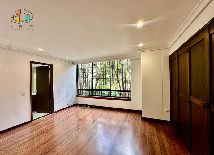 Apartamento de 4 alcobas en venta en El Poblado, Medellín, 450 m² · foto 20 de 24