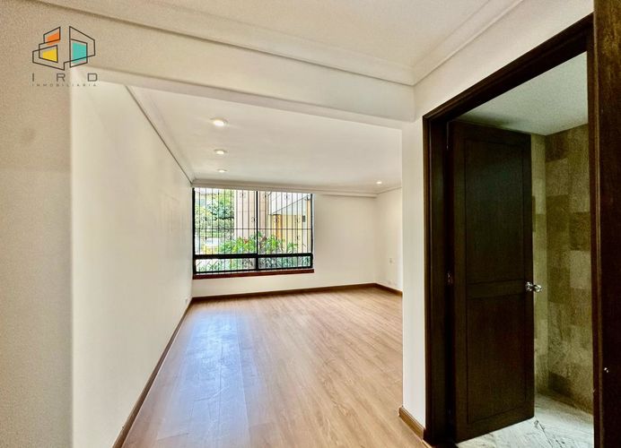 Apartamento de 4 alcobas en venta en El Poblado, Medellín, 450 m² · foto 22 de 24