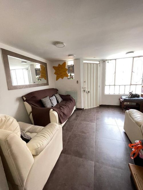 Casa de 4 alcobas en venta en Cacique, Funza, 91 m² · foto 3 de 18