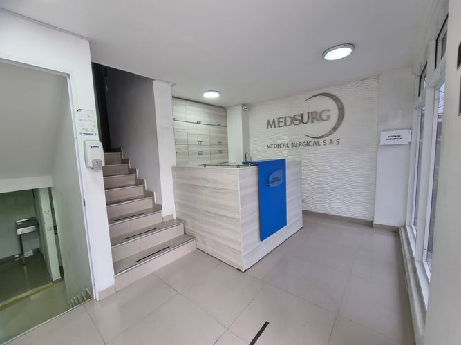 Edificio en venta en Centenario, Pereira, 305 m² · foto 2 de 24