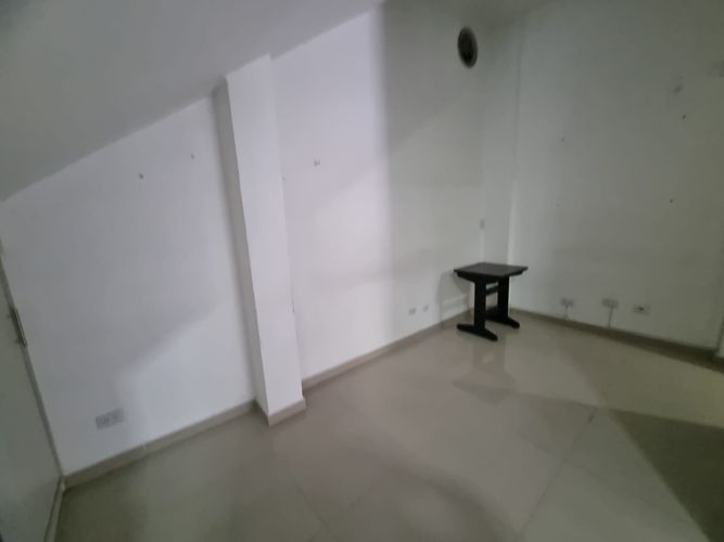 Edificio en venta en Centenario, Pereira, 305 m² · foto 7 de 24