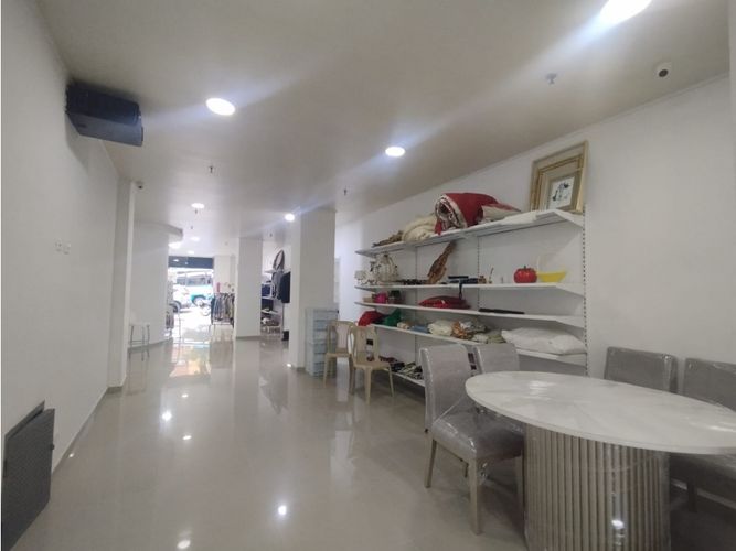 Local en arriendo en La Milagrosa, Medellín, 150 m² · foto 6 de 8