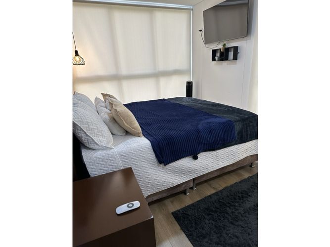 Apartamento de 2 alcobas en venta en La Milagrosa, Medellín, 74 m² · foto 8 de 24