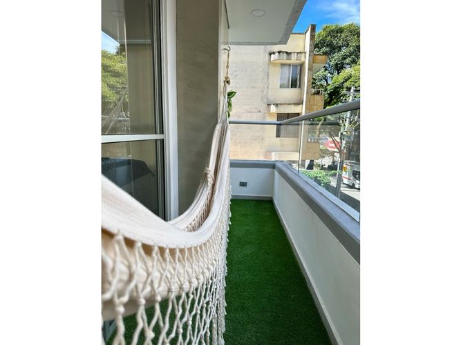 Apartamento de 2 alcobas en venta en La Milagrosa, Medellín, 74 m² · foto 17 de 24