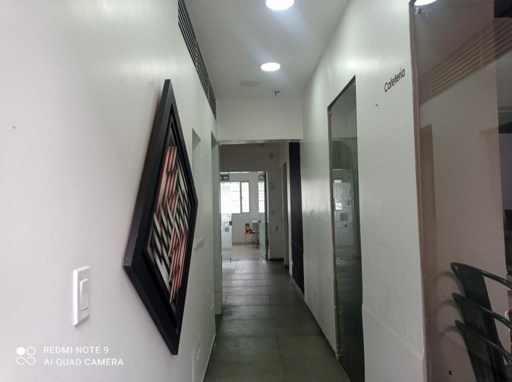 Casa en venta en Teusaquillo, Bogotá · foto 3 de 24