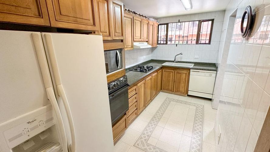 Apartamento en venta en Navarra, Bogotá · foto 6 de 20