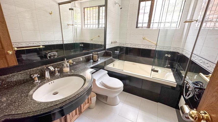 Apartamento en venta en Navarra, Bogotá · foto 10 de 20