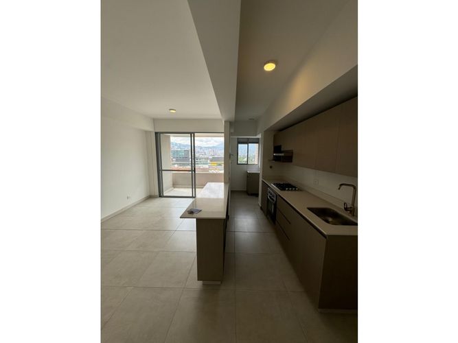 Apartamento de 3 alcobas en venta en Las Vegas, Envigado, 77 m² · foto 5 de 18