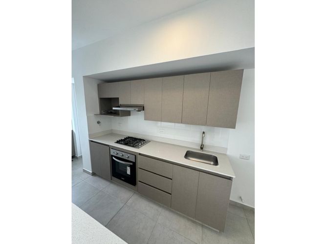 Apartamento de 3 alcobas en venta en Las Vegas, Envigado, 77 m² · foto 7 de 18