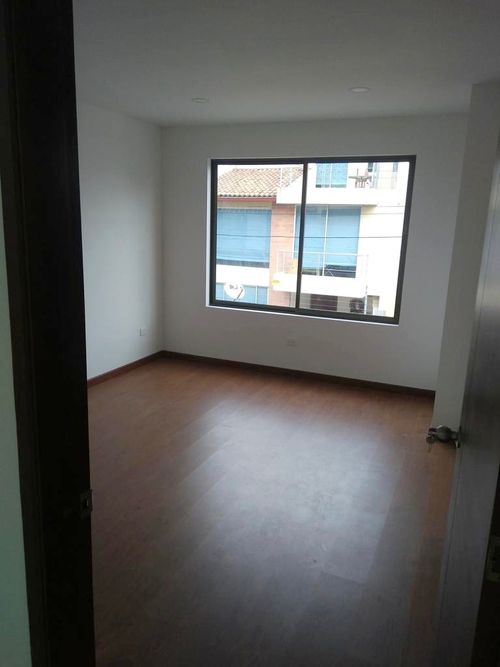 Casa de 4 alcobas en venta en Cota, 145 m² · foto 5 de 16