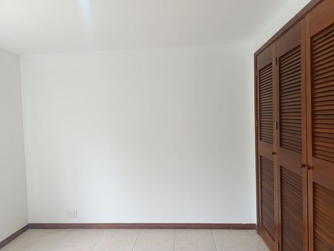 Apartamento de 3 alcobas en arriendo en El Poblado, Medellín, 135 m² · foto 13 de 18