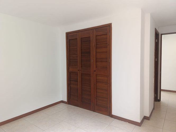 Apartamento de 3 alcobas en arriendo en El Poblado, Medellín, 135 m² · foto 15 de 18