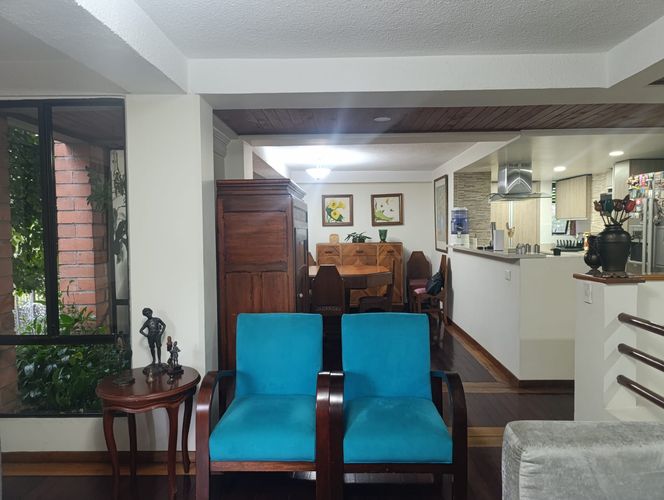 Apartamento de 3 alcobas en arriendo en El Poblado, Medellín, 143 m² · foto 2 de 17