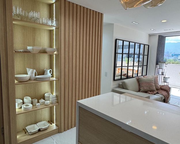 Apartamento de 3 alcobas en arriendo en Guayabal, Medellín, 82 m² · foto 2 de 11