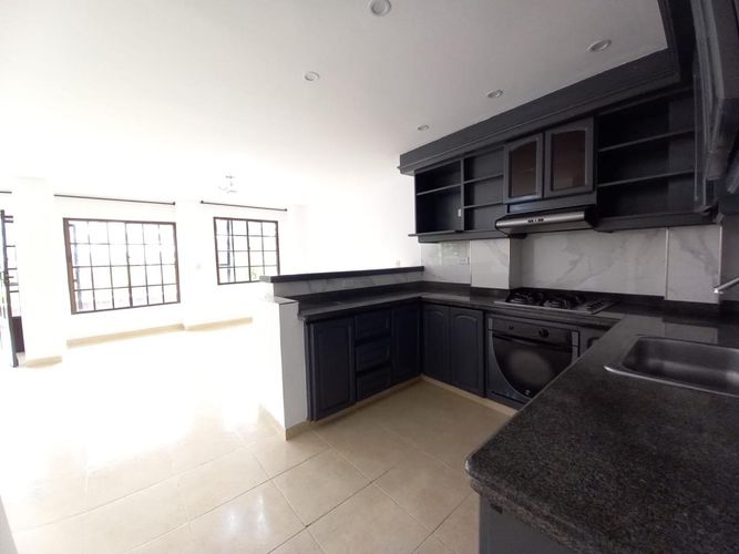 Casa en venta en Alamos, Pereira · foto 4 de 21