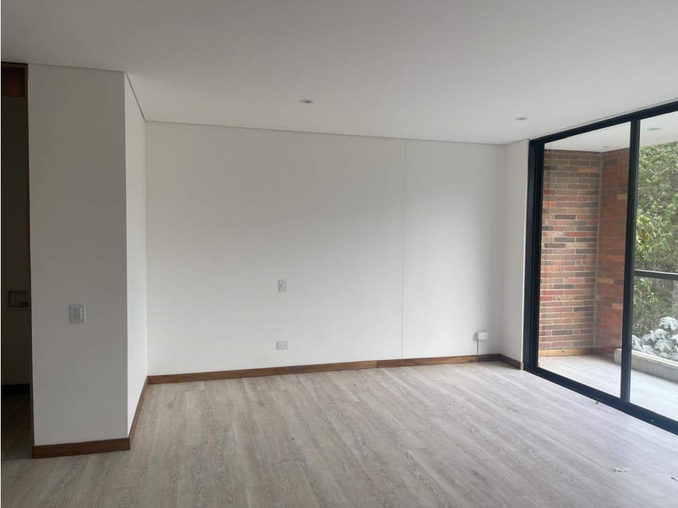 -1BR Apartment in El Retiro (47 m²) - 3