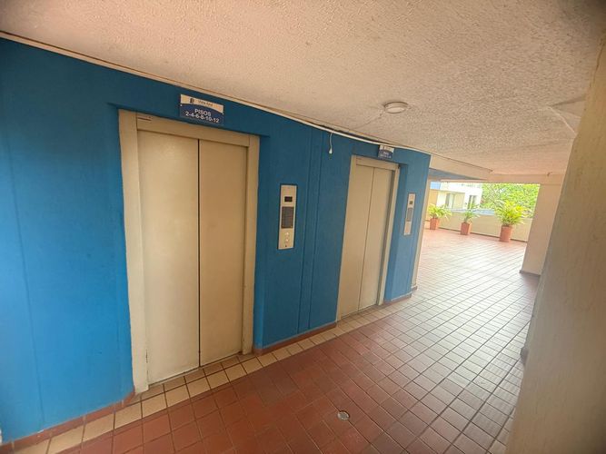 Apartamento de 3 alcobas en venta en El Bosque, Floridablanca, 194 m² · foto 2 de 18