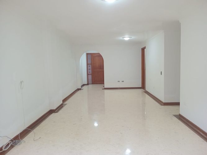 Apartamento de 3 alcobas en arriendo en El Poblado, Medellín, 122 m² · foto 9 de 18