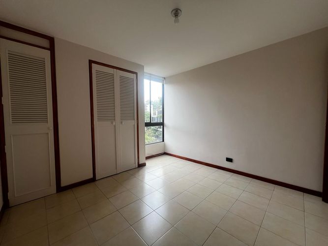 Apartamento de 3 alcobas en arriendo en El Diamante No. 2, Medellín, 128 m² · foto 17 de 20