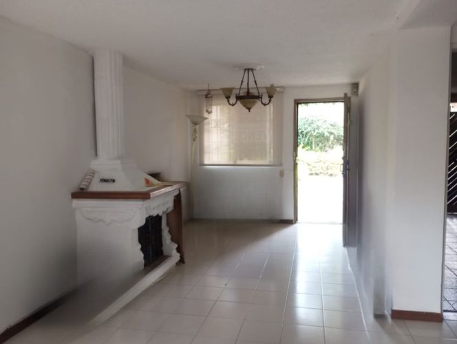 Apartamento de 3 alcobas en venta en Rionegro, 180 m² · foto 1 de 13
