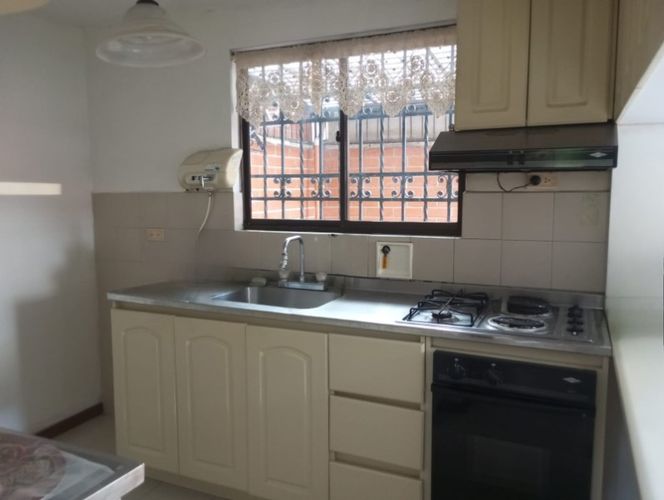 Apartamento de 3 alcobas en venta en Rionegro, 180 m² · foto 3 de 13