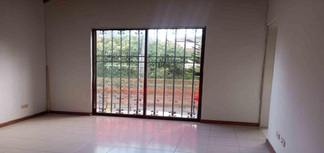 Apartamento de 3 alcobas en venta en Rionegro, 180 m² · foto 5 de 13