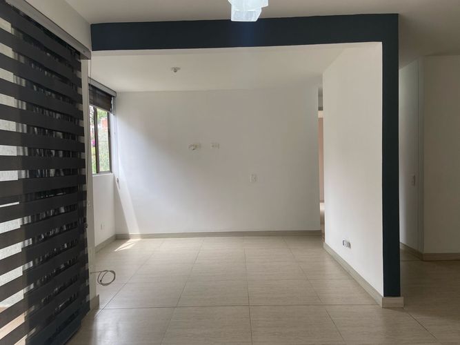 Apartamento de 2 alcobas en arriendo en Monteazul, Sabaneta, 65 m² · foto 2 de 18